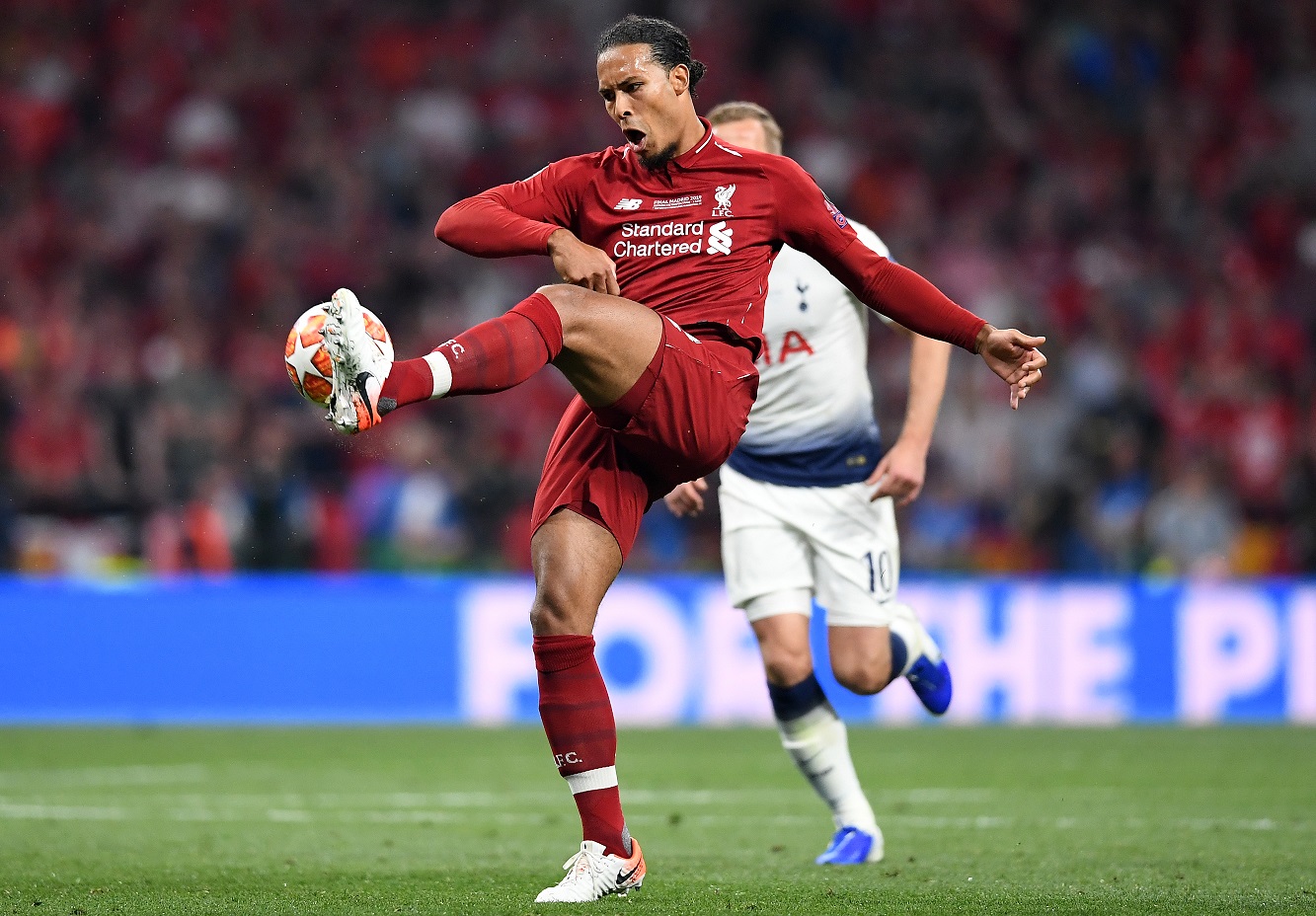 Virgil Van Dijk in action